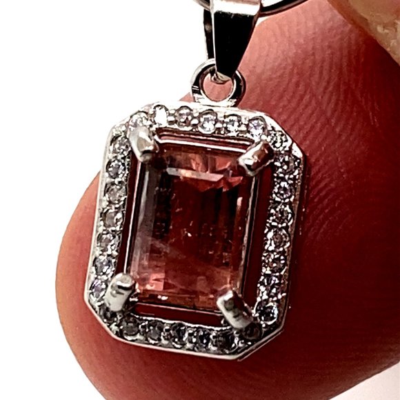 Red Tourmaline 2.02ct White Gold Silver Pendant - Picture 1 of 7